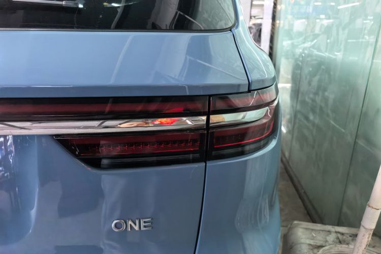 理想汽车 理想ONE 2021款 增程6座版车身外观6007