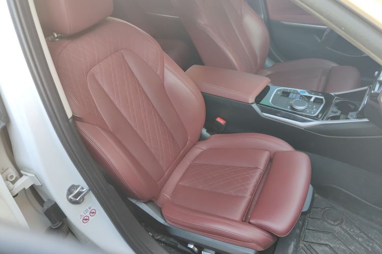 宝马i3 2022款 eDrive 35 L局部细节41