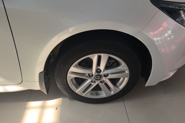 丰田 雷凌 2021款 185T CVT豪华版车身外观6004