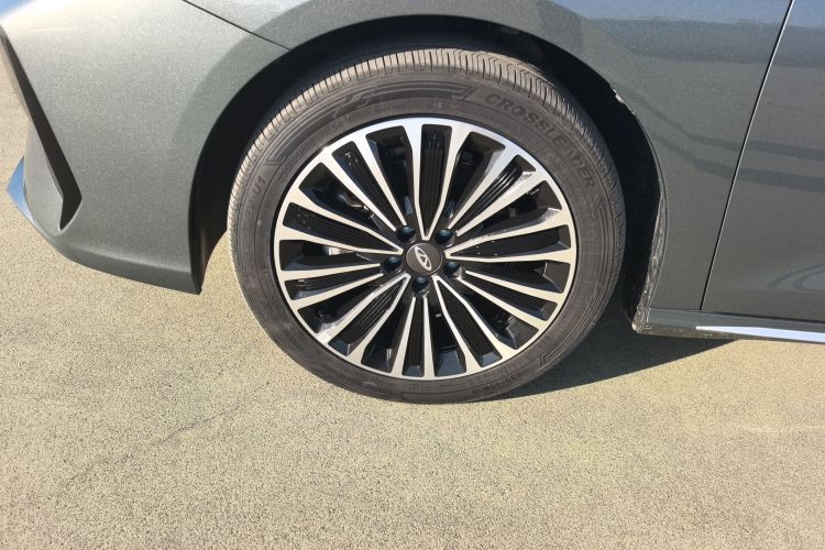 奇瑞 风云A8L 2025款 1.5TGDI 145km 豪华型车身外观6007