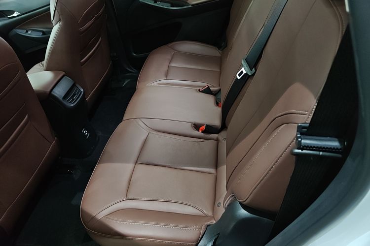 别克GL6 2019款 18T 5座互联豪华型 国VI中控内饰7001