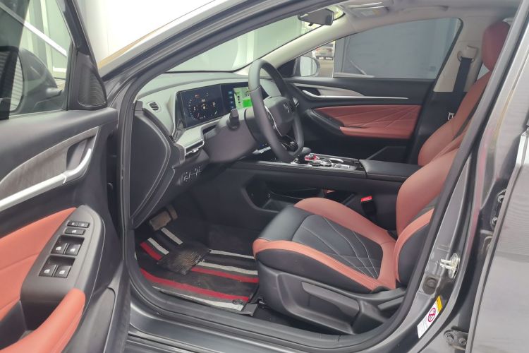 长安 逸动 2024款 PLUS 蓝鲸NE 1.4T GDI DCT高能版中控内饰7001