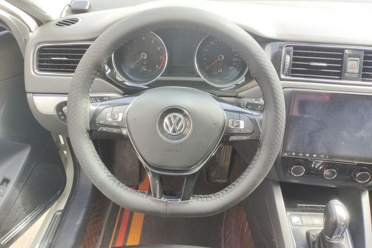 大众 速腾 2018款 280TSI DSG舒适型局部细节9001