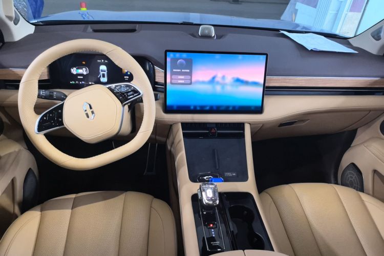 鸿蒙智行 问界M7 2024款 1.5T 四驱Plus版 5座中控内饰7003