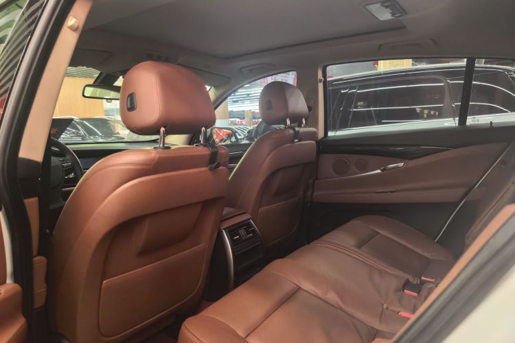 宝马5系GT 2014款 528i 领先型局部细节9006