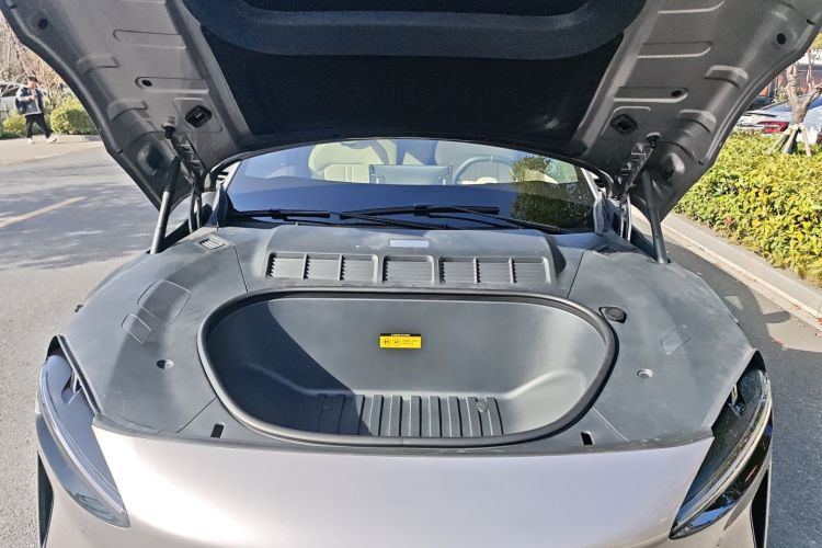 小米汽车 小米YU7 2025款 超长续航后驱版局部细节24