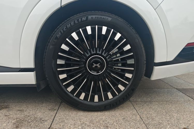 小鹏X9 2025款 650长续航 Max车身外观6007