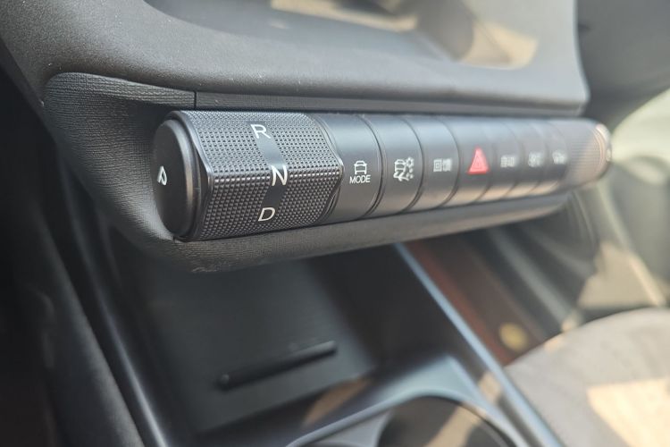 比亚迪 海豚 2025款 420km 自由版局部细节18