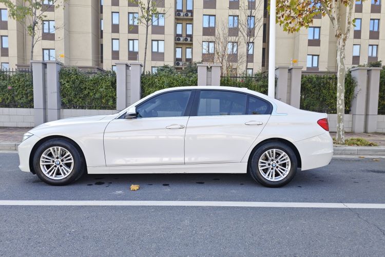 宝马3系 2015款 320Li 超悦版时尚型车身外观6005