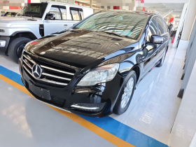奔驰R级 2017款 R 320 4MATIC 商务型臻藏版