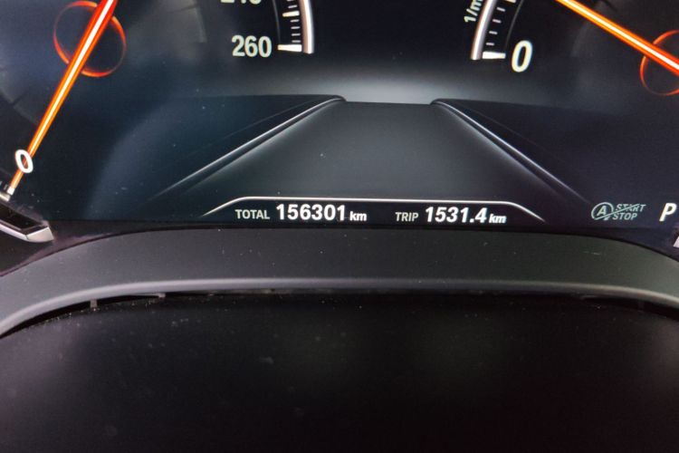 宝马5系 2018款 530Li 尊享型 豪华套装中控内饰15