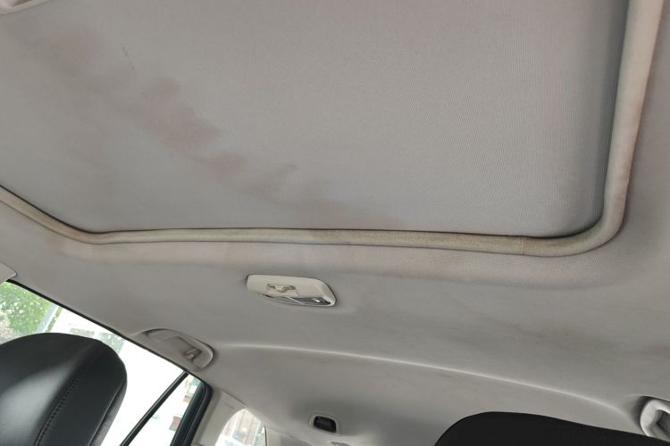 斯巴鲁 傲虎 2010款 2.5i豪华版局部细节22