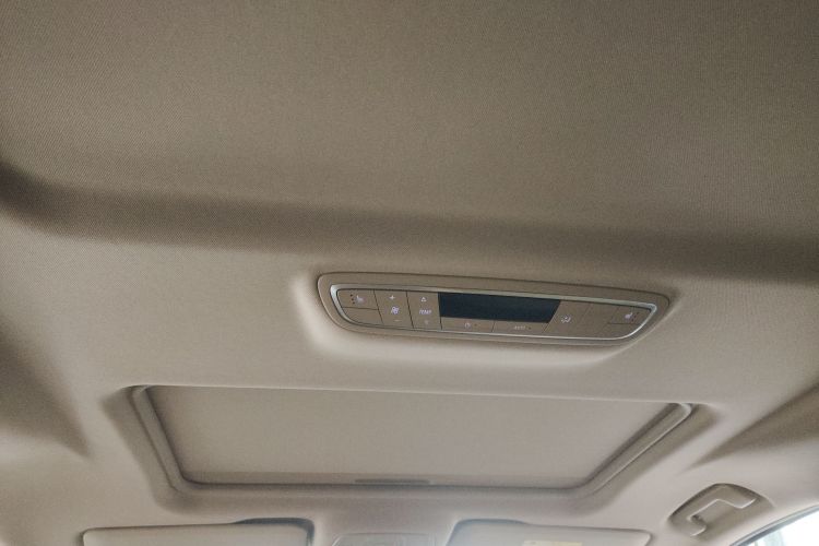 别克GL8 2021款 ES陆尊 653T 尊享型局部细节9001