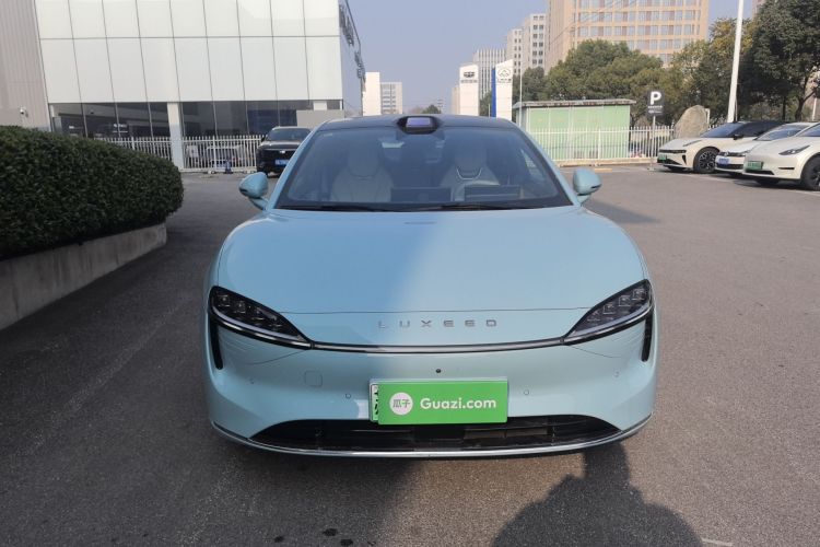 鸿蒙智行 智界S7 2025款 855km Max车身外观6001