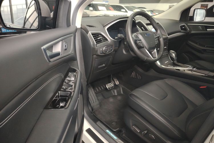福特 锐界 2016款 EcoBoost 245 四驱尊锐型 7座中控内饰7001