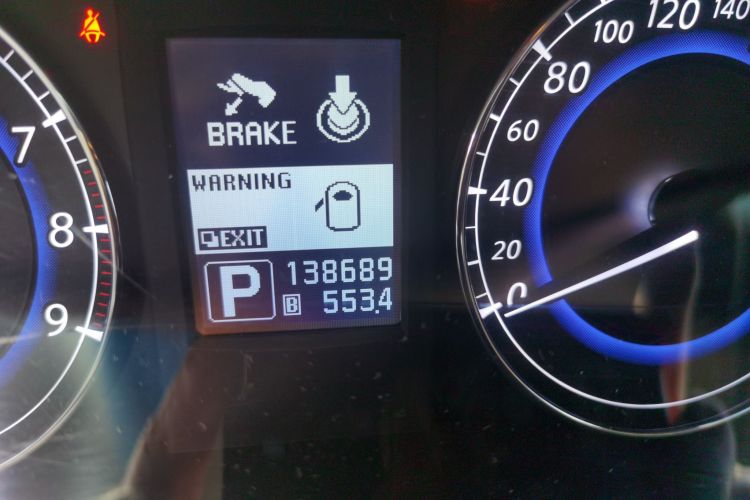 英菲尼迪QX50(进口) 2013款 2.5L 两驱优雅版中控内饰15