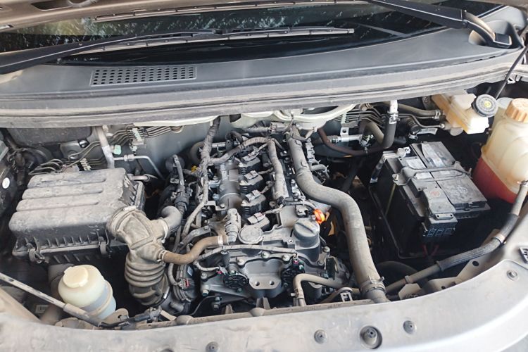 东风风行 菱智 2023款 M5L 1.6L 舒适型 9座局部细节24