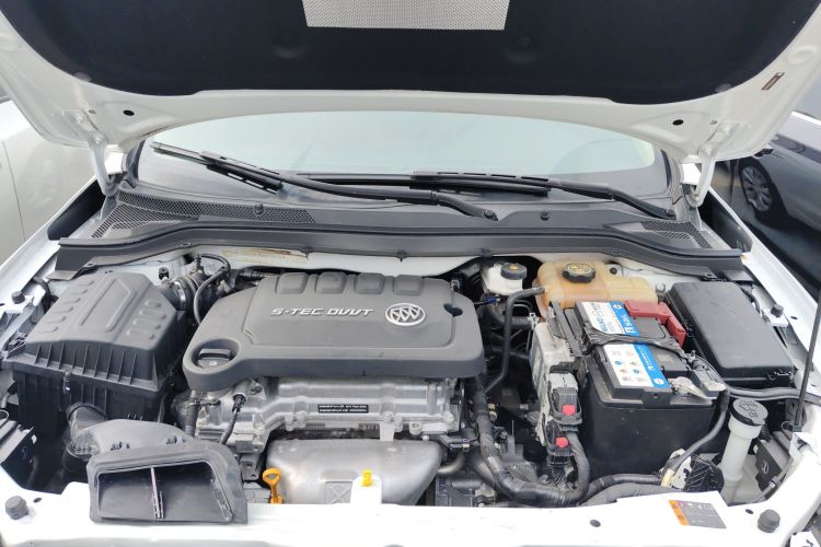 别克 英朗 2021款 典范 1.5L 自动精英型局部细节24