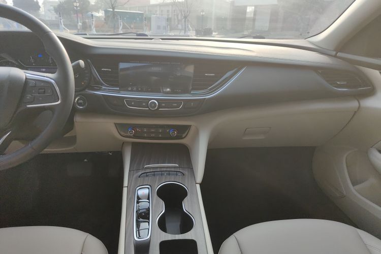 别克 君威 2020款 552T 精英型局部细节16