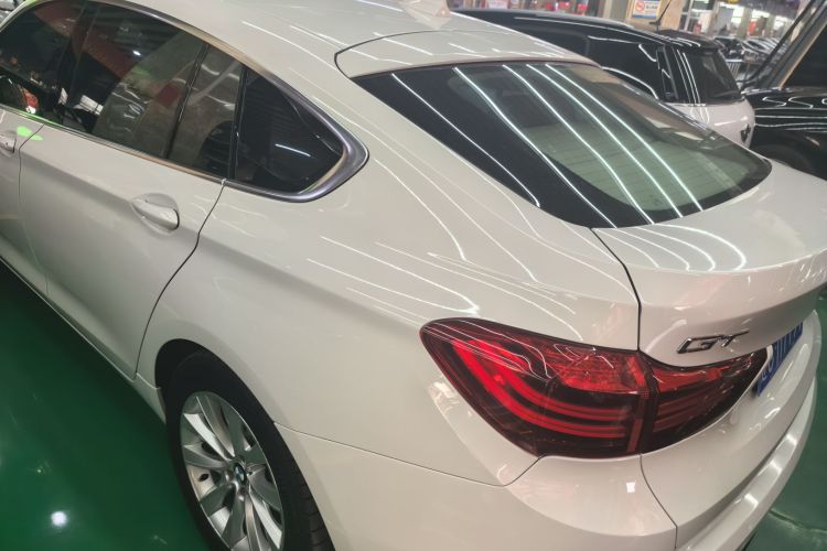 宝马5系GT 2014款 528i 领先型局部细节9005