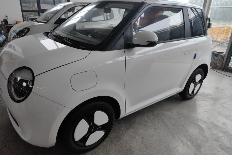 长安启源 长安Lumin 2023款 205km 香沁款车身外观1