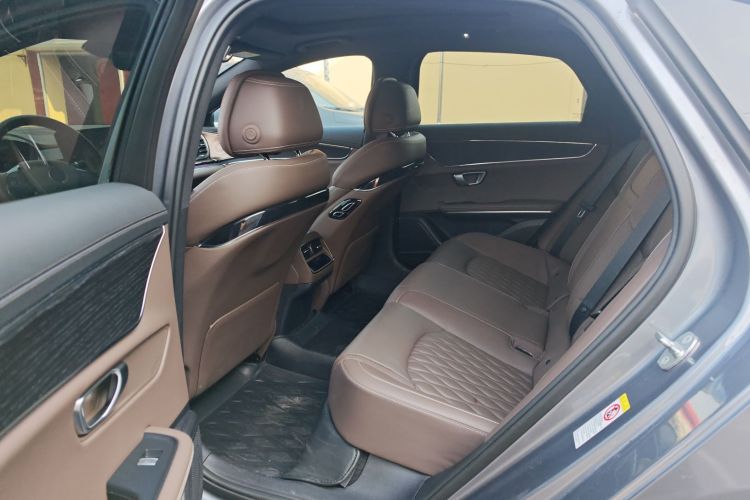 比亚迪 汉 2020款 DM 四驱性能版尊贵型中控内饰7002