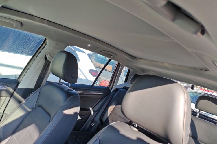 大众 高尔夫·嘉旅 2016款 280TSI 自动豪华型局部细节22