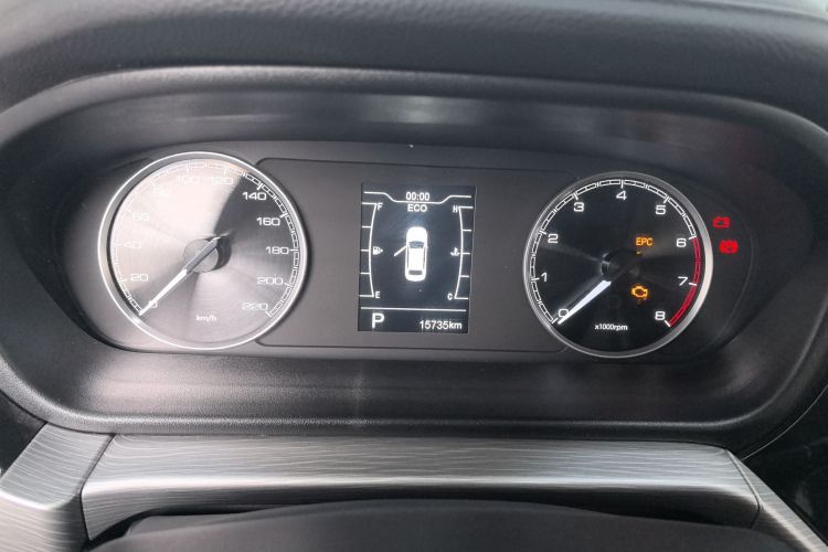 奇瑞 艾瑞泽5 2021款 PRO 1.5L CVT青春版中控内饰15