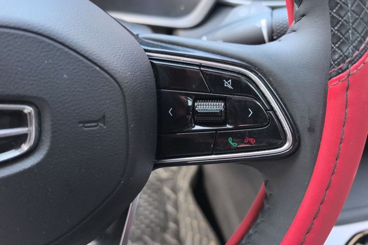 吉利汽车 帝豪 2023款 第4代冠军版 1.5L CVT尊贵型局部细节9004