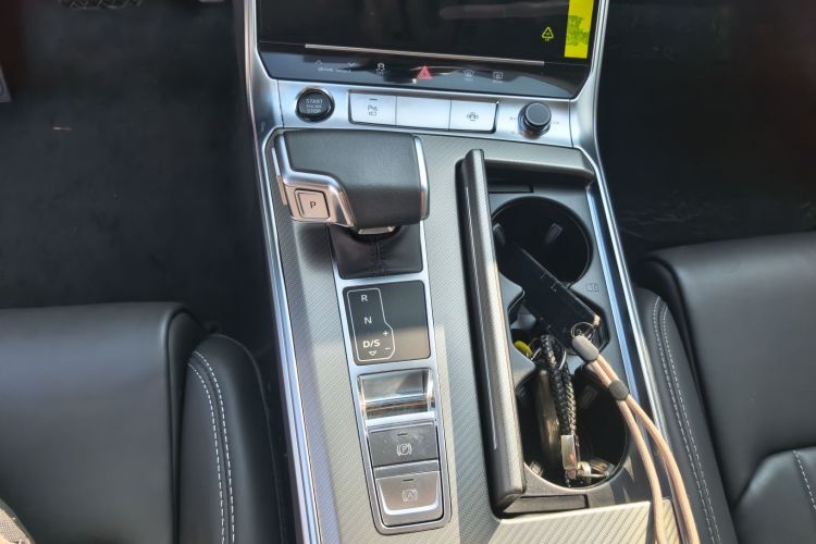 奥迪A6L 2024款 45 TFSI 臻选致雅型局部细节18