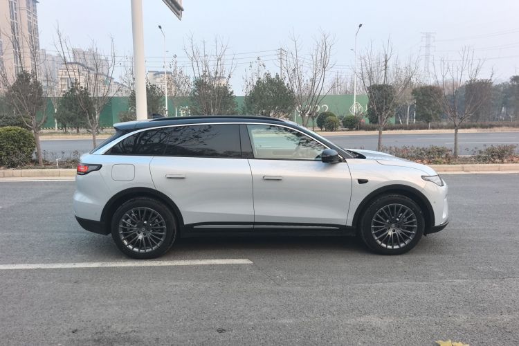 零跑汽车 零跑C11 2024款 增程 300尊享版车身外观6002