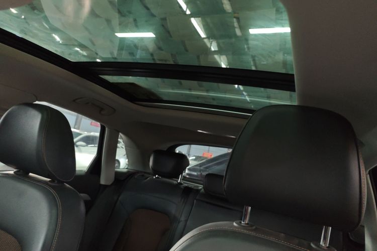 奥迪Q3 2018款 30周年年型 30 TFSI 时尚型中控内饰7004