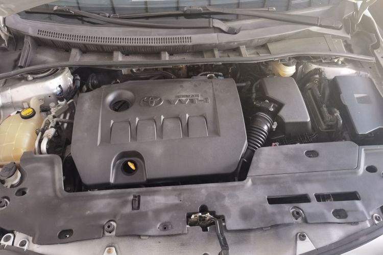 丰田 卡罗拉 2013款 特装版 1.6L 自动炫酷型GL局部细节9005