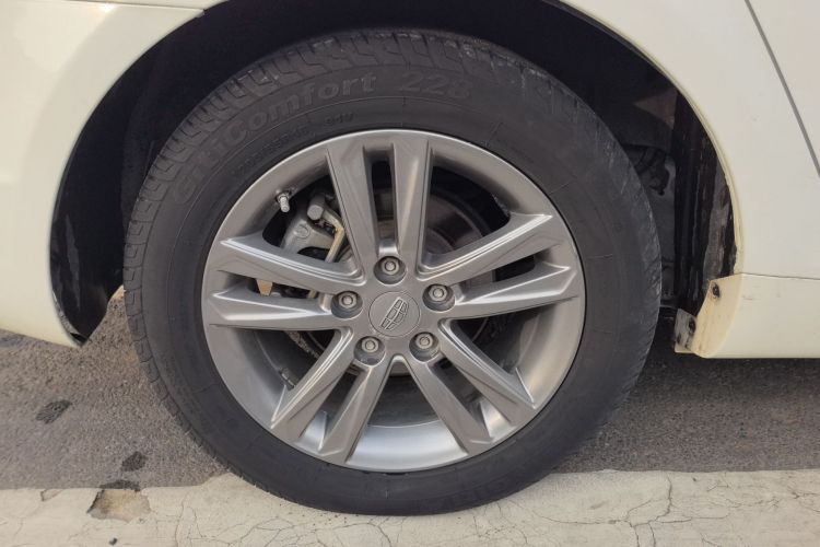 吉利汽车 帝豪 2017款 三厢百万款 1.5L CVT向上版局部细节9009