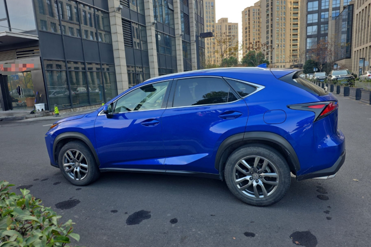 雷克萨斯NX 2015款 200t 全驱 锋尚版车身外观6005