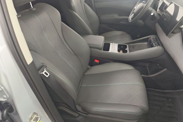 比亚迪 元PLUS 2025款 智驾版 430KM 领先型局部细节41