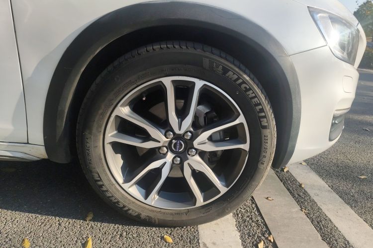 沃尔沃V60 2016款 Cross Country T6 AWD车身外观6003