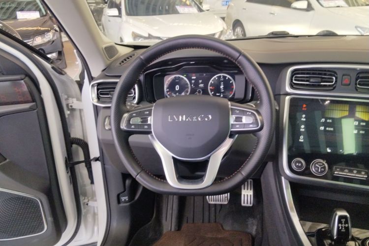 领克01 2017款 2.0T 四驱劲Pro版局部细节13