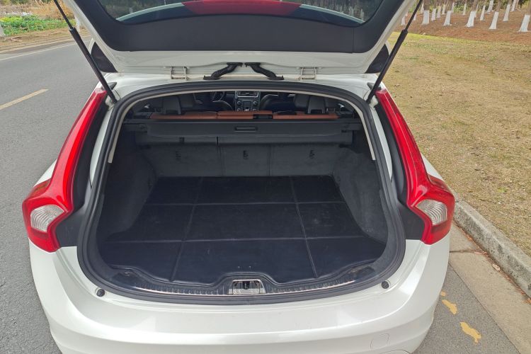 沃尔沃V60 2014款 T5 智雅版局部细节23