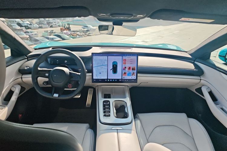 小米汽车 小米SU7 2024款 四驱超长续航高阶智驾Max版中控内饰7002