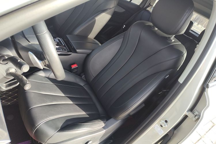 荣威RX5 MAX 2019款 300TGI 自动智驾健康舱版局部细节19