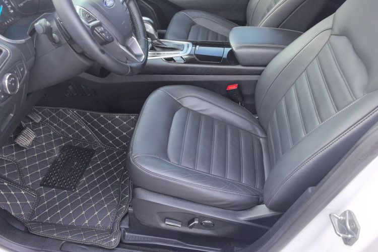 福特 锐界 2018款 EcoBoost 245 两驱豪锐型 7座 国V中控内饰7002