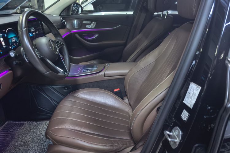 奔驰E级 2021款 E 300 L 尊贵型局部细节19