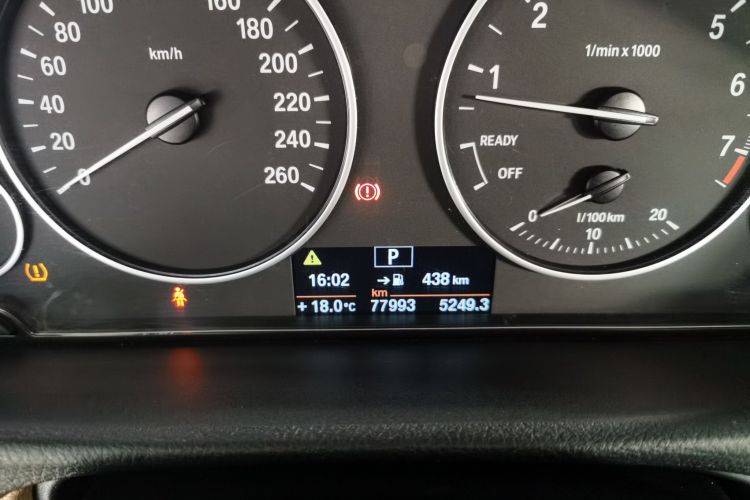 宝马3系 2013款 320Li 时尚型中控内饰15