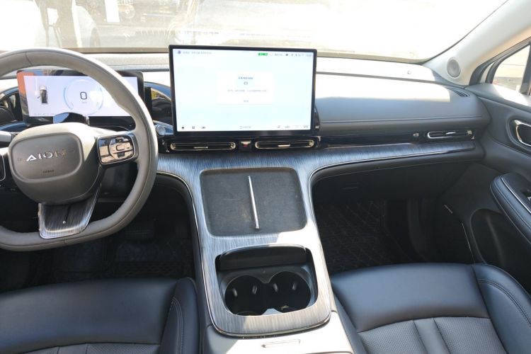 埃安 AION S MAX 2024款 80 星瀚版 三元锂车身外观6011