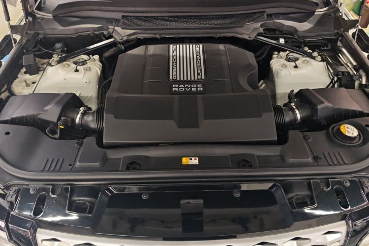 路虎 揽胜运动版 2014款 3.0 SC V6 HSE局部细节9004