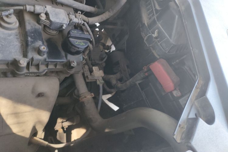 比亚迪S6 2014款 2.0L 手动豪华型 5座局部细节9006