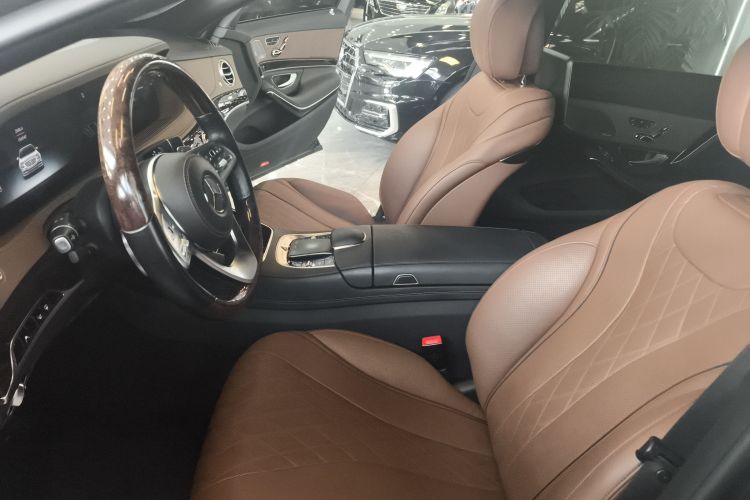 奔驰 迈巴赫S级 2019款 S 450 4MATIC局部细节19