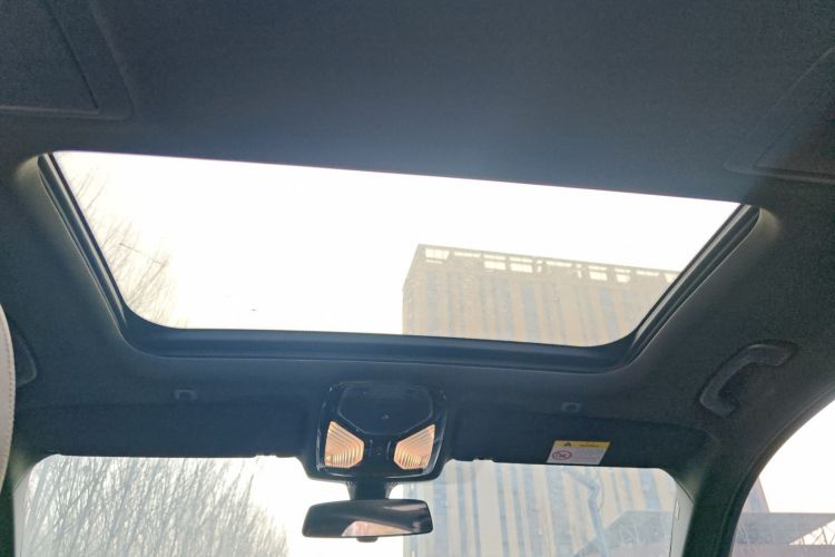 宝马5系 2023款 改款 530Li 领先型 M运动套装局部细节22