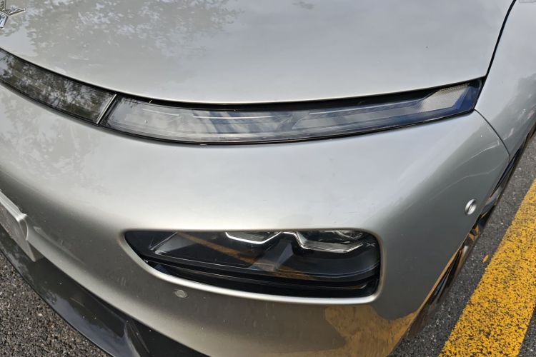 小鹏P7 2022款 670N+局部细节36